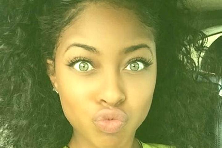 Natalie, 25, a black green-eyed ebony companion based in Mavrinci. Offering GFE, OWO, Party Girl, Couples. Available for incall and outcall, overnight bookin...