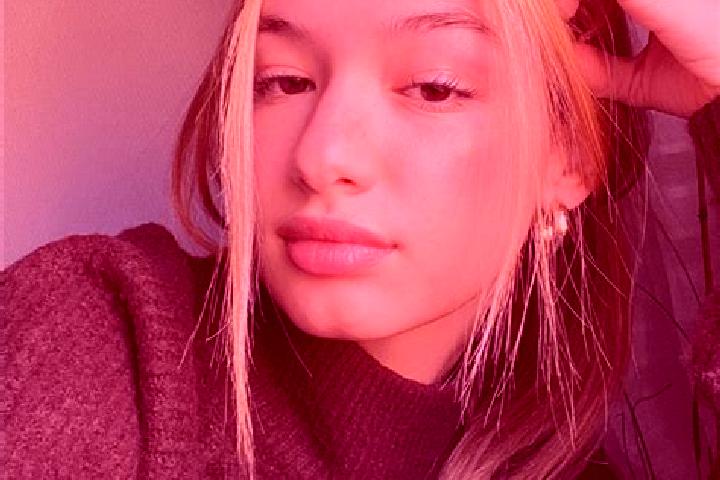 Natalie, 25, a blonde brown-eyed mediterranean companion based in Casalbuono. Offering Roleplay, 69, Tantra. Available for incall and outcall, overnight book...