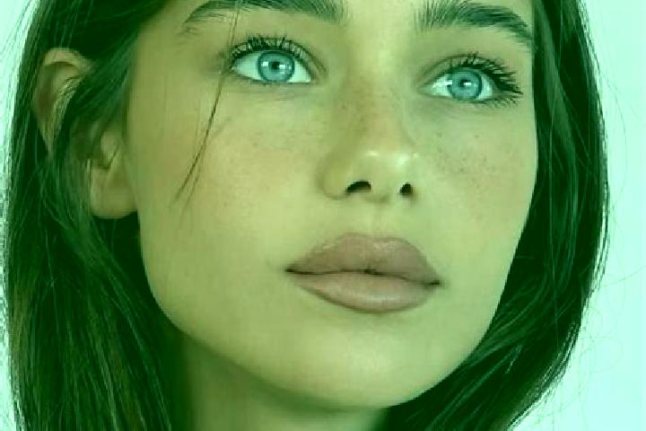 Natalie, 25, a brunette brown-eyed asian companion based in Katyonon. Offering OWO, Roleplay. Available for incall and outcall, overnight bookings available.