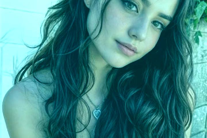 Natalie, 25, a brunette hazel-eyed caribbean companion based in Kolomna. Offering Prostate Massage, Domination, Tantra. Available for incall and outcall, day...