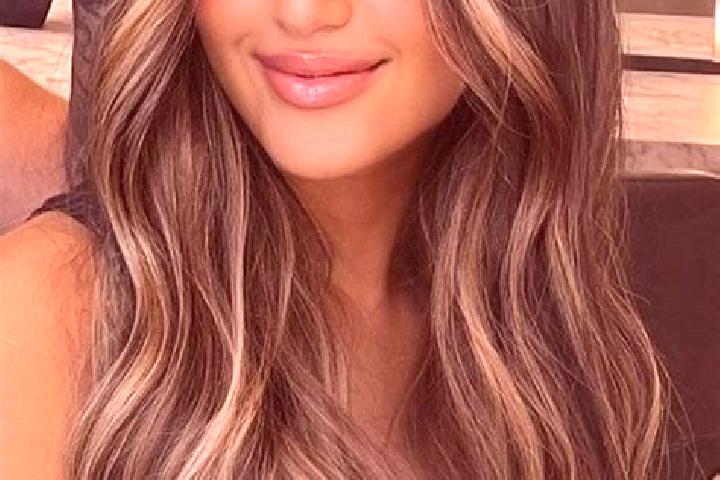 Natalie, 25, a dark blonde brown-eyed asian companion based in North Berwick. Offering Tantra, Dinner Date, Overnight, A-Level, Duos. Available for incall an...
