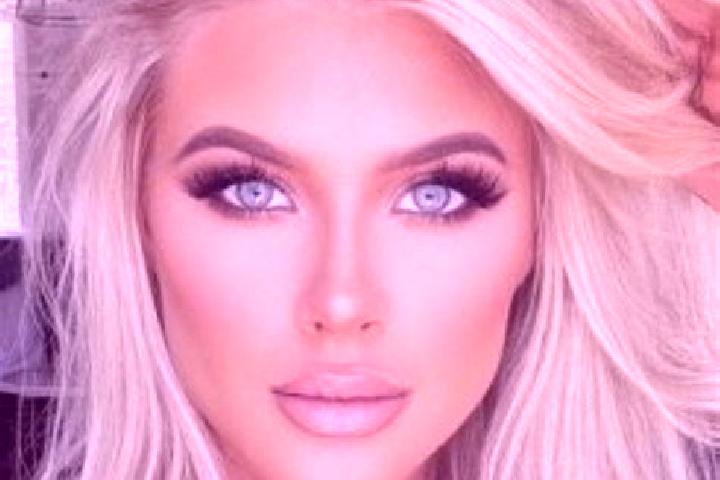 Natalie, 25, a platinum blonde blue-eyed middle eastern companion based in Zgornja Velka. Offering Couples, Duos, Domination, Tantra, BDSM. Available for inc...