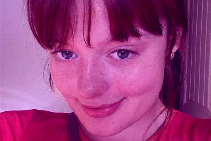 Natalie, 25, a red brown-eyed asian companion based in Khore. Offering Couples, OWO, Fetish, BDSM. Available for incall and outcall, overnight bookings avail...