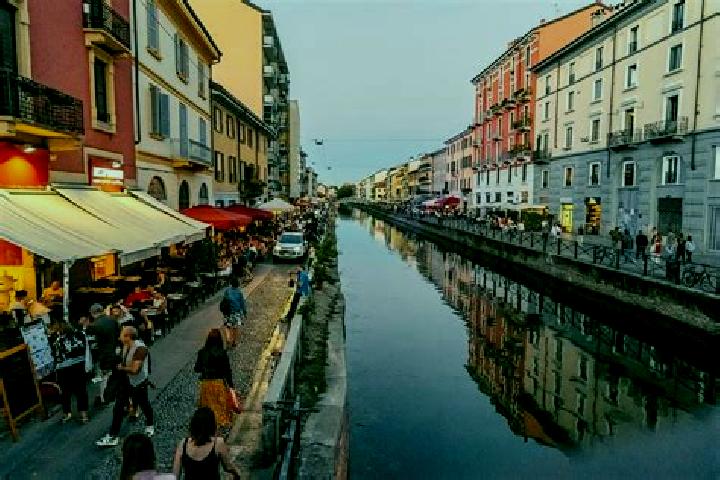 Natalie, 25 — Escort in Monti d Arena-Bosco Caggione, Italy