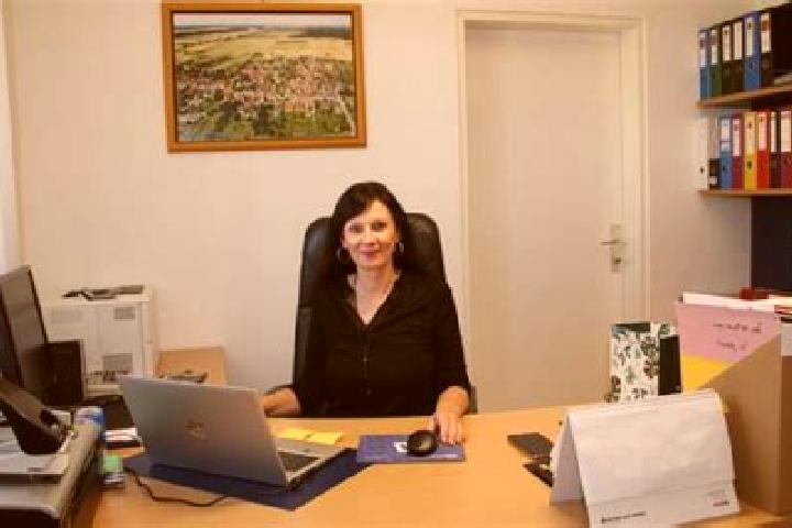 Natalie, 25 — Escort in Oberloisdorf, Austria