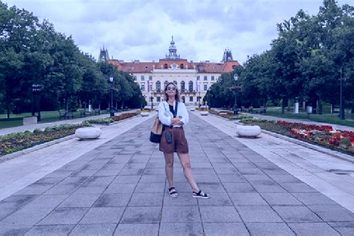 Natalie, 25 — Escort in Vrbica, Serbia