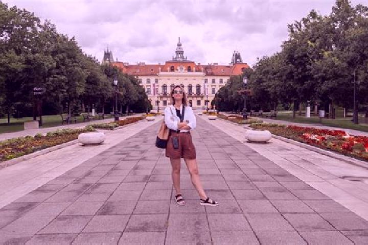 Natalie, 25 — Escort in Zvecka, Serbia