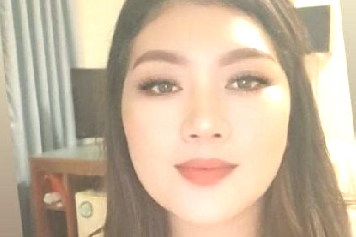 Natalie, 26, a dark blonde dark-eyed asian companion based in Emigsville. Offering Fetish, CIM, Tantra. Available for incall and outcall, day and evening dates.