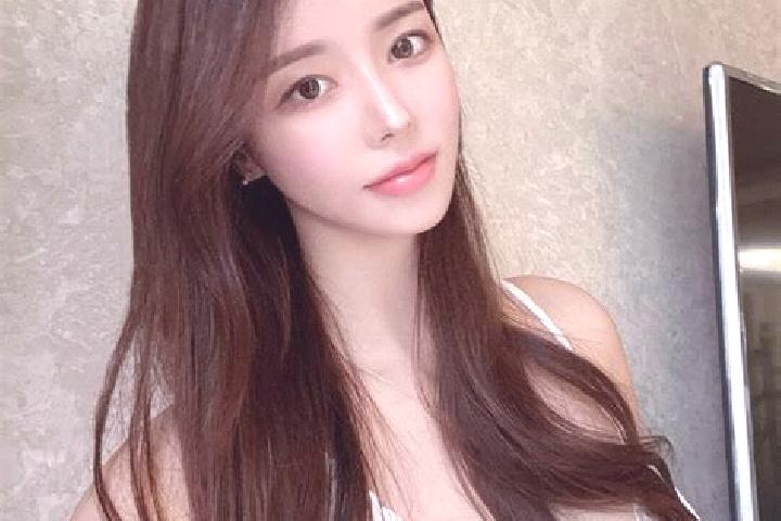 Natalie, 26 — Escort in Dengli, China