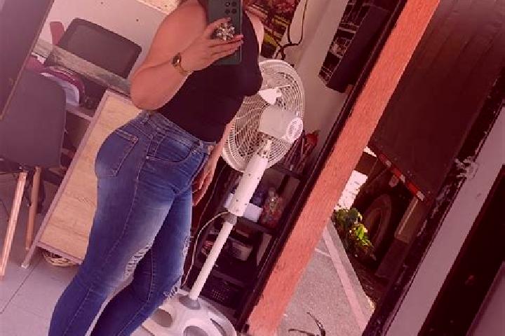 Natalie, 26 — Escort in El Carmen, Colombia