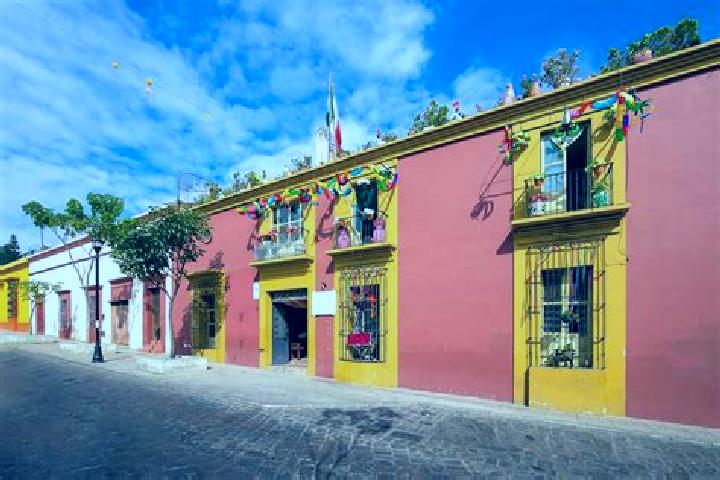 Natalie, 26 — Escort in Paso del Jiote, Mexico