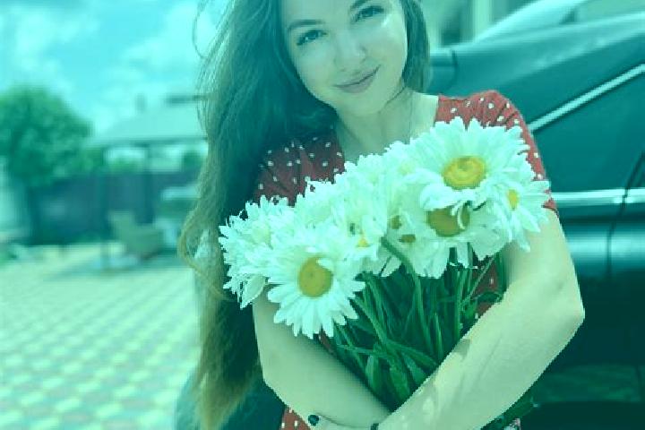 Natalie, 26 — Escort in Romaniv, Ukraine