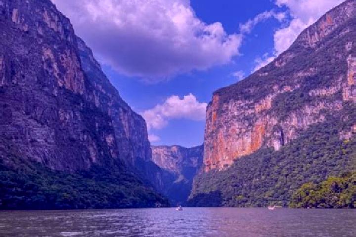 Natalie, 26 — Escort in Tzopilja, Mexico