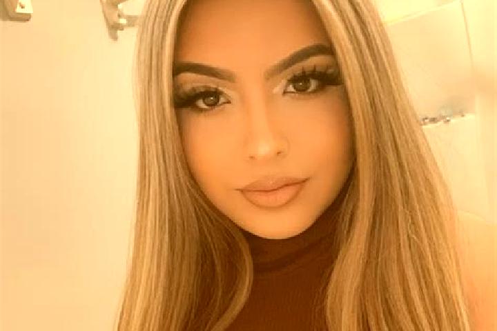 Natalie, 27, a blonde brown-eyed latina companion based in Vidalia. Offering OWO, Massage, Dinner Date, Duos. Available for incall and outcall, overnight boo...