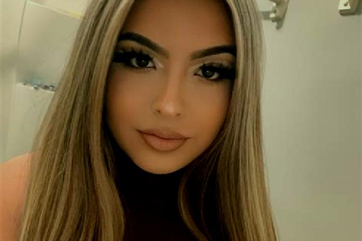 Natalie, 27, a blonde dark-eyed latina companion based in Ostrow Lubelski. Offering Domination, Overnight, Tantra. Available for incall and outcall, overnigh...
