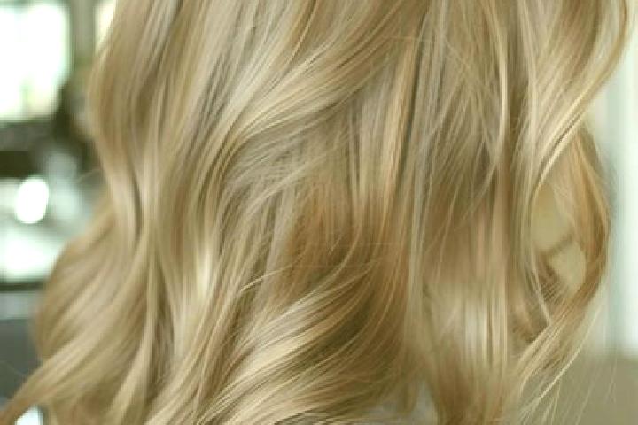 Natalie, 27, a dark blonde amber-eyed caucasian companion based in Kumdanli. Offering Deep French Kissing, CIM. Available for incall and outcall, overnight b...