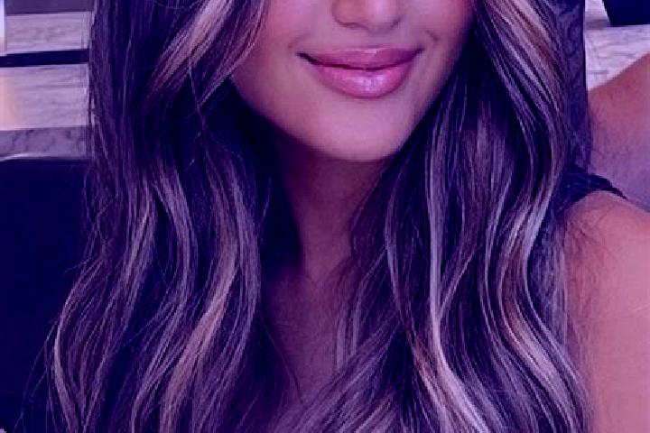 Natalie, 27, a dark blonde grey-eyed mixed companion based in Dadoupu. Offering Dinner Date, OWO, Domination, 69. Available for incall and outcall, overnight...