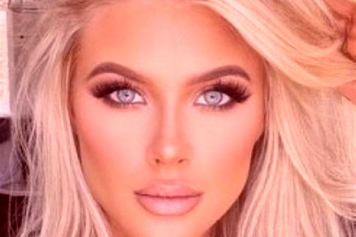 Natalie, 27, a platinum blonde hazel-eyed slavic companion based in Kimpese. Offering Girlfriend Experience, BDSM, GFE, Dinner Date, A-Level. Available for i...