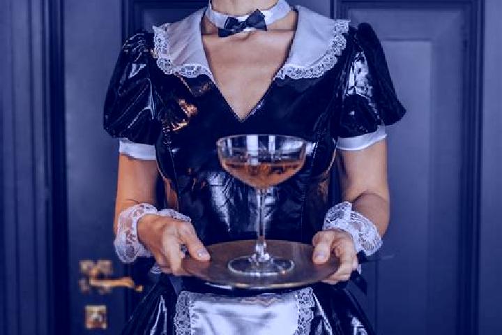 Natalie, 27, a red green-eyed caucasian companion based in Lipporn. Offering Party Girl, Fetish, Duos, Erotic Massage, BDSM. Available for incall and outcall...