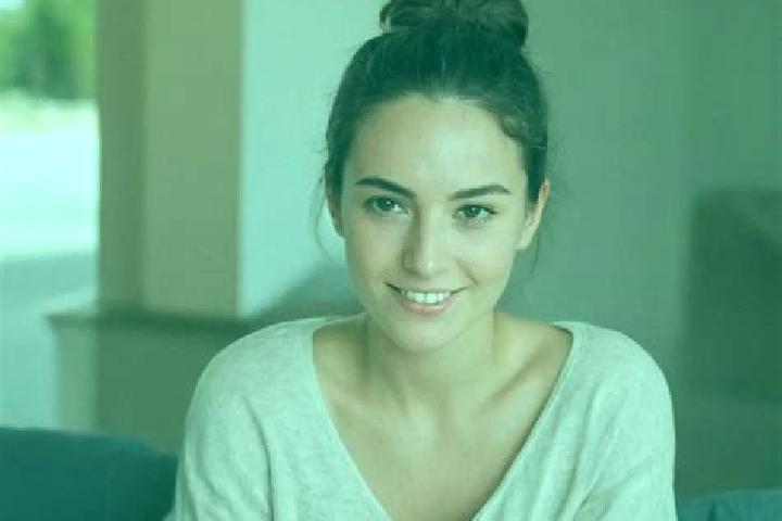 Natalie, 27 — Escort in Chambly, France