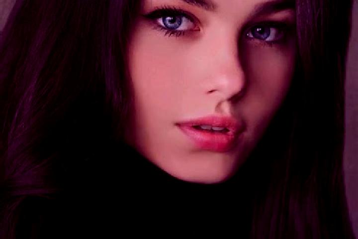 Natalie, 28, a chestnut grey-eyed slavic companion based in Pangkungparuk. Offering Girlfriend Experience, Roleplay, Travel Companion. Available for incall a...
