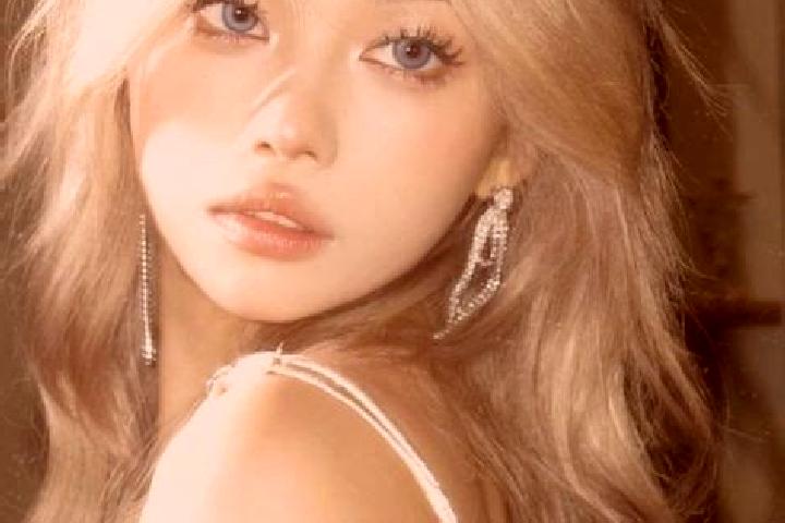 Natalie, 28, a platinum blonde blue-eyed asian companion based in Rufisque. Offering OWO, GFE, CIM, Deep French Kissing. Available for incall and outcall, ov...