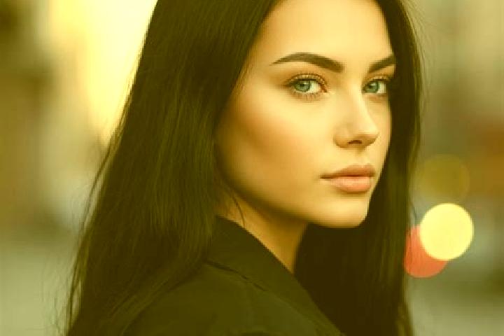 Natalie, 28, a red blue-eyed latina companion based in Vinaros. Offering Roleplay, Girlfriend Experience, OWO. Available for incall and outcall, day and even...
