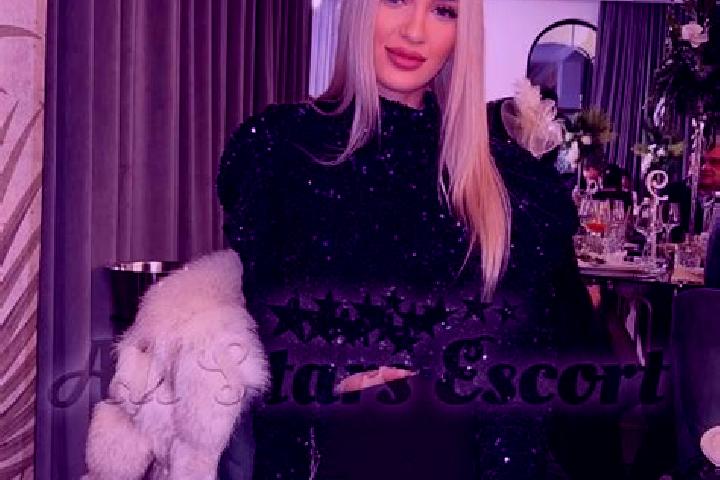 Natalie, 28 — Escort in Kensington Park, United States