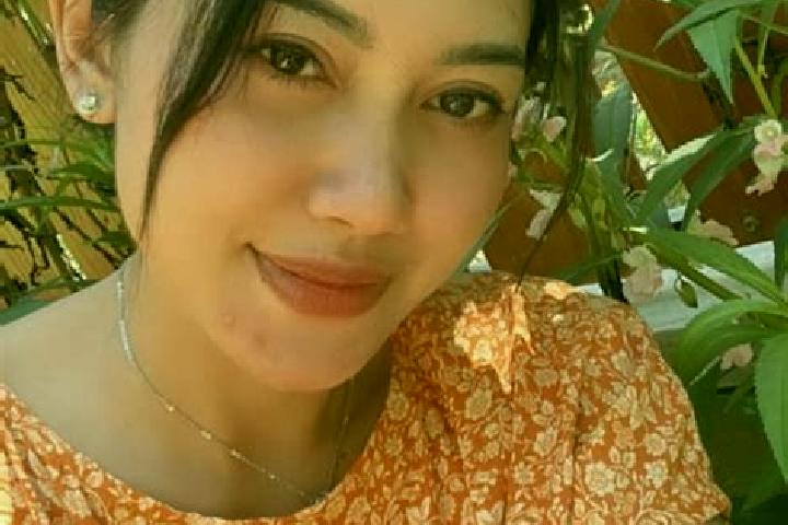 Natalie, 28 — Escort in Rahayu Dua, Indonesia