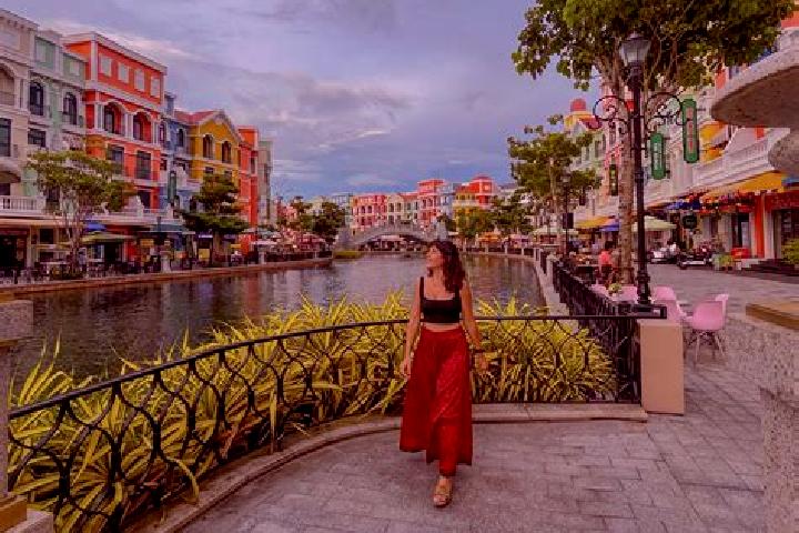 Natalie, 28 — Escort in Thi Tran Phu My, Vietnam