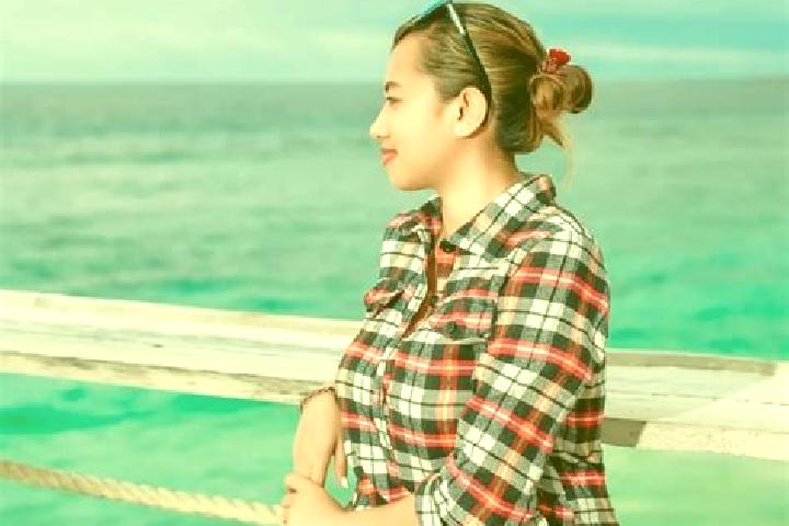 Natalie, 28 — Escort in Waimangura, Indonesia