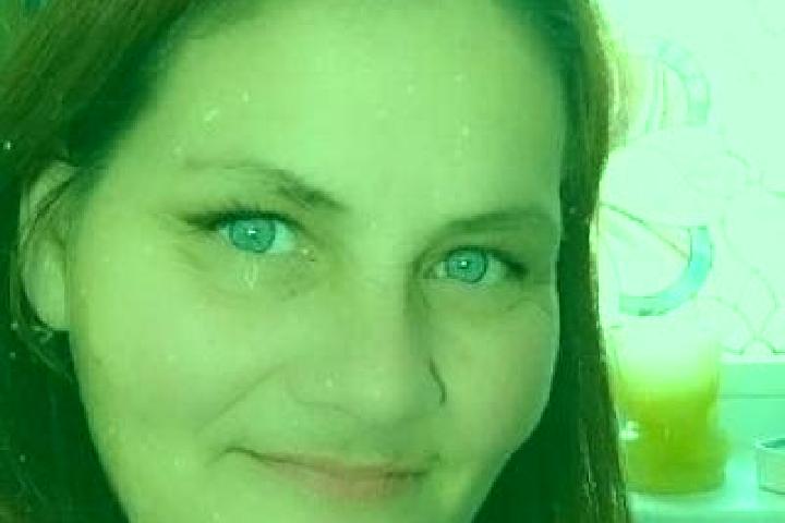 Natalie, 29, a auburn amber-eyed caribbean companion based in Clodomira. Offering Couples, Massage, Overnight, Fetish, 69. Available for incall and outcall, ...