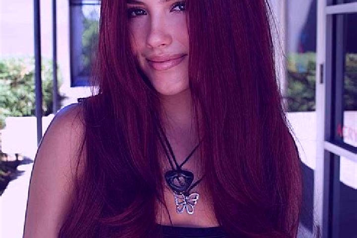 Natalie, 29, a auburn dark-eyed indian companion based in Beringstedt. Offering Roleplay, CIM, Tantra. Available for incall and outcall, day and evening dates.