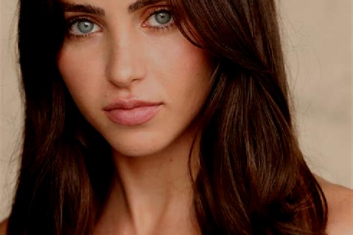 Natalie, 29, a brunette dark-eyed european companion based in Santo Tomas de Arriba. Offering Deep French Kissing, Domination, Couples. Available for incall ...