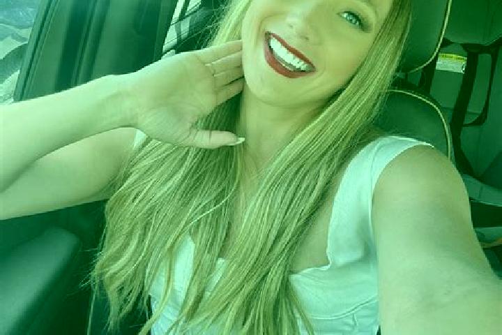 Natalie, 29 — Escort in Colorado City, United States