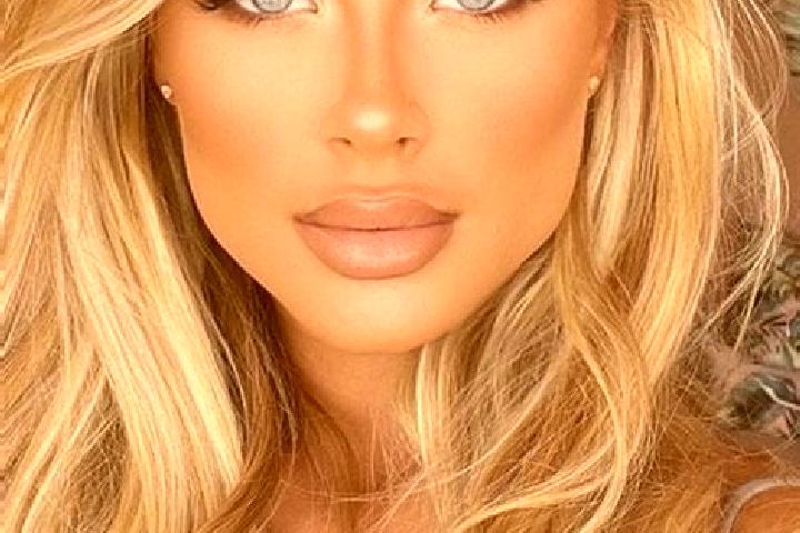 Natalie, 30, a blonde blue-eyed latina companion based in Malu. Offering 69, GFE, Striptease. Available for incall and outcall, overnight bookings available.