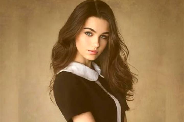 Natalie, 30, a brunette grey-eyed slavic companion based in Guaianases. Offering Roleplay, BDSM, Travel Companion, Erotic Massage, OWO. Available for incall ...