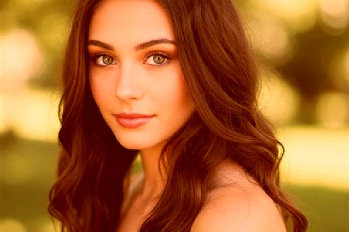 Natalie, 30, a chestnut hazel-eyed mixed companion based in Green Bay. Offering CIM, A-Level, Couples, Duos, 69. Available for incall and outcall, day and ev...