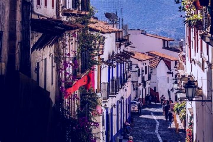 Natalie, 30 — Escort in Taxco el Viejo, Mexico