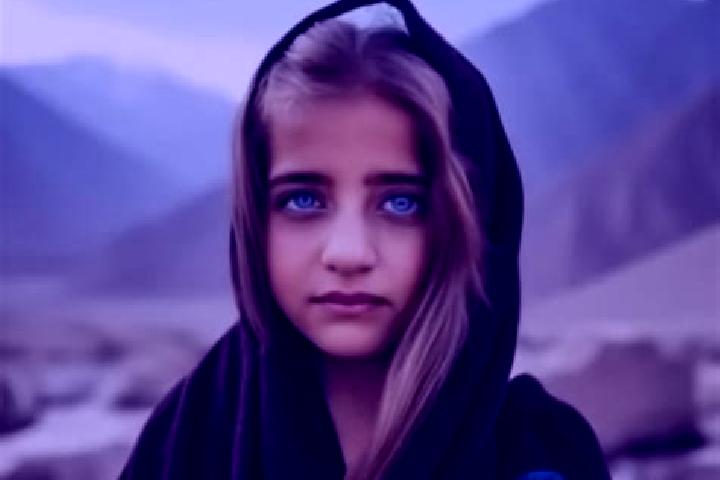 Natalie, 31, a dark blonde amber-eyed middle eastern companion based in Talzemt. Offering Party Girl, GFE, Dinner Date, Massage. Available for incall and out...