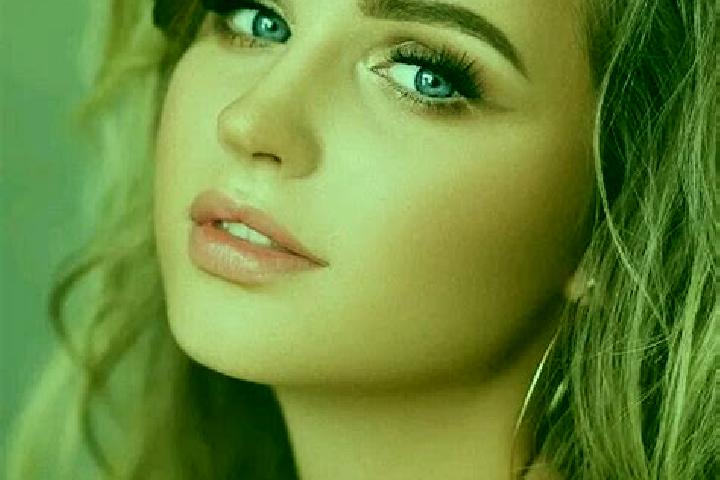 Natalie, 31, a dark blonde blue-eyed asian companion based in Avai. Offering Girlfriend Experience, Tantra, Striptease, Dinner Date. Available for incall and...