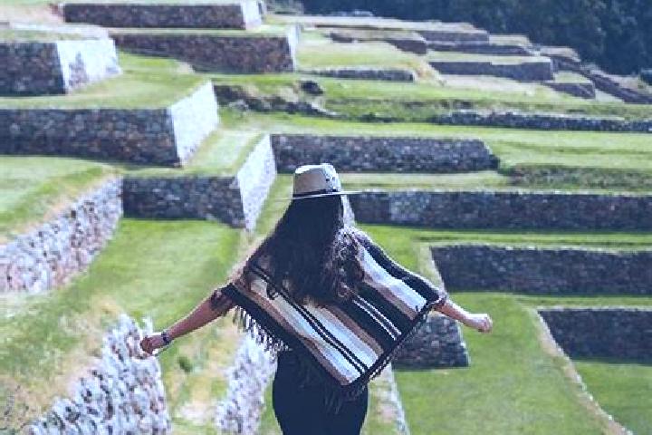 Natalie, 31 — Escort in Chinchero, Peru