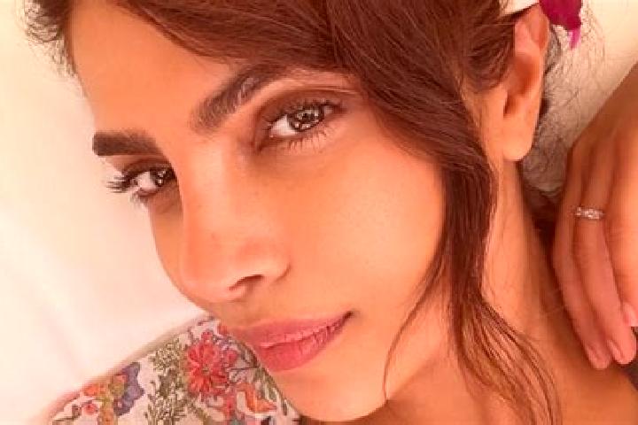 Natalie, 31 — Escort in Munshat Ali Agha, Egypt