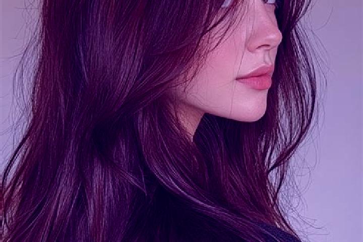 Natalie, 32, a auburn brown-eyed asian companion based in Wyspa Sobieszewska. Offering Travel Companion, Party Girl, A-Level, Erotic Massage. Available for i...