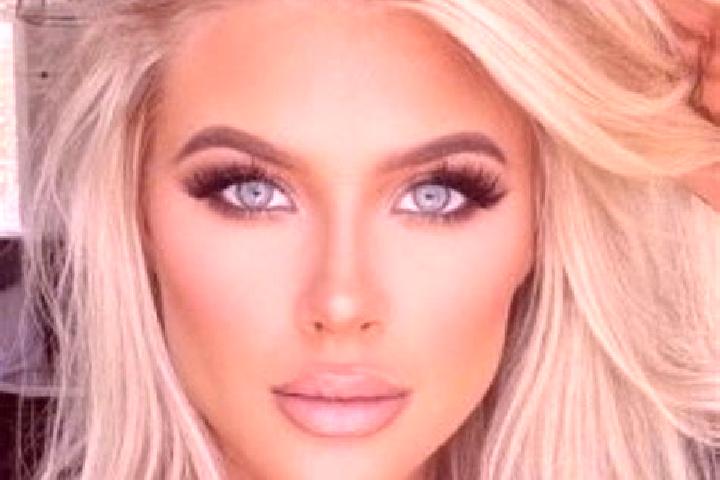 Natalie, 32, a platinum blonde dark-eyed indian companion based in Bugyi. Offering Striptease, GFE, Duos, Deep French Kissing. Available for incall and outca...