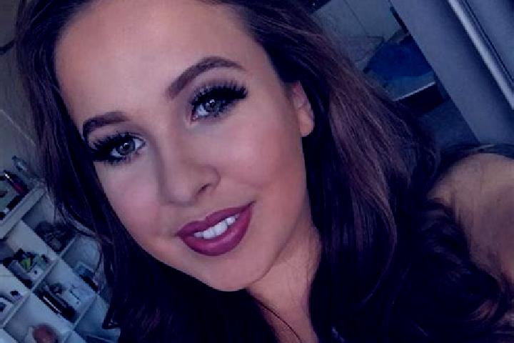 Natalie, 32, a red dark-eyed slavic companion based in Quebrada Honda. Offering Overnight, Fetish, Deep French Kissing, Roleplay. Available for incall and ou...