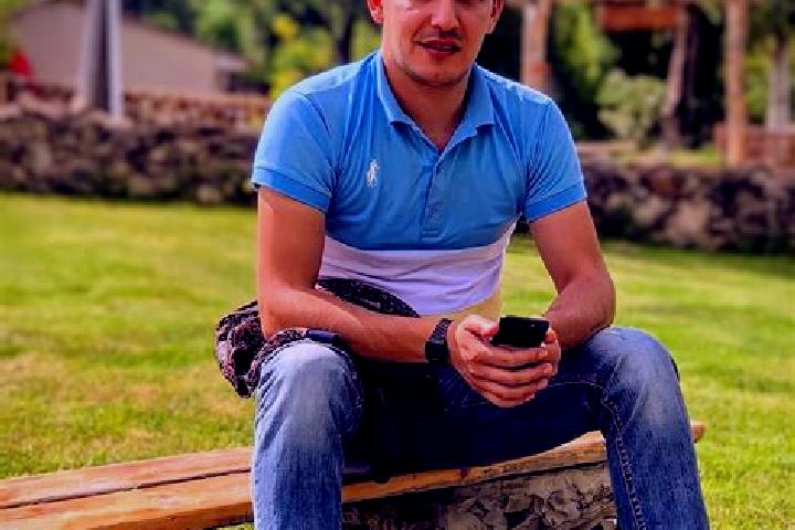 Natalie, 32 — Escort in Nurnus, Armenia