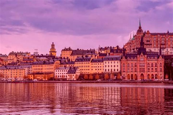 Natalie, 32 — Escort in Tumba, Sweden