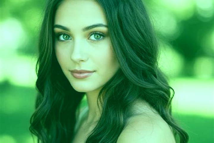 Natalie, 33, a black hazel-eyed mixed companion based in Turtmann. Offering Striptease, Erotic Massage, Couples. Available for incall and outcall, day and ev...