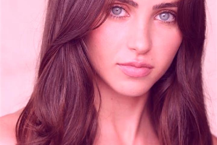 Natalie, 33, a brunette hazel-eyed mixed companion based in Wallace Ridge. Offering Party Girl, A-Level, GFE, Overnight, Travel Companion. Available for inca...